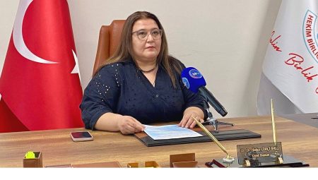 Hekim Birliği Sendikası, “Asistanlık Eğitimi ‘Keyfi Sözlü Talimatlarla’ Durdurulamaz